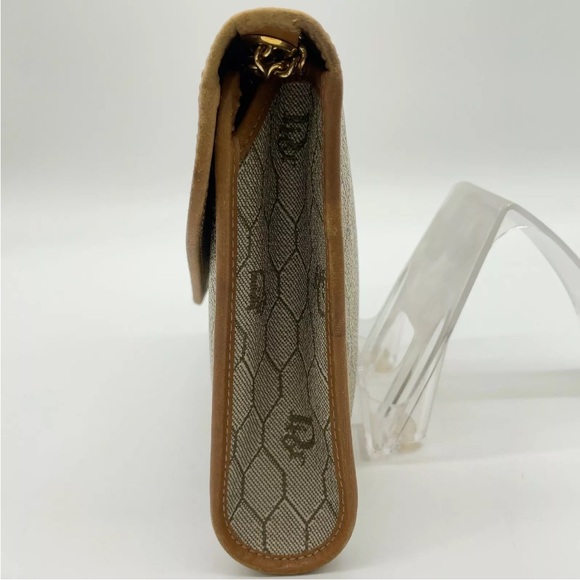 Christian Dior Beige Honeycomb Chain Shoulder Bag With Box - Picture 8 of 15